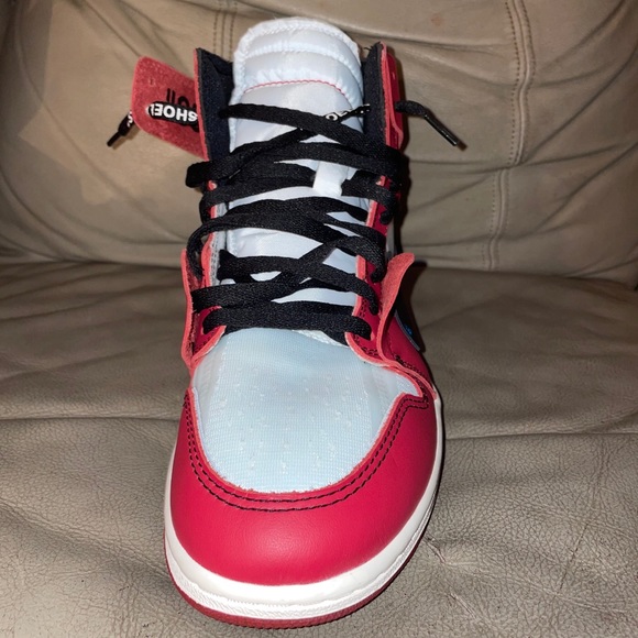 OFF-WHITE X AIR JORDAN 1 RETRO HIGH OG  Air Jordan 1 Off White
